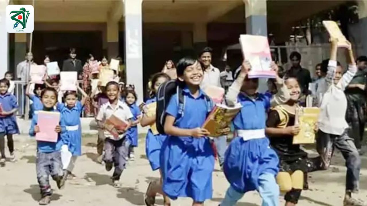 বিনামূল্যে স্কুল ড্রেসে বৈষম্য নয়: ইবতেদায়ি মাদ্রাসা শিক্ষার্থীদের সমান সুযোগের দাবি