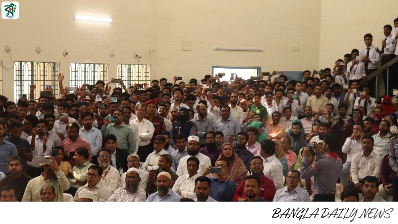 রাজশাহীতে আঞ্চলিক স্কিলস অ্যান্ড ইনোভেশন কম্পিটিশন অনুষ্ঠিত, প্রধান অতিথি শিক্ষামন্ত্রী