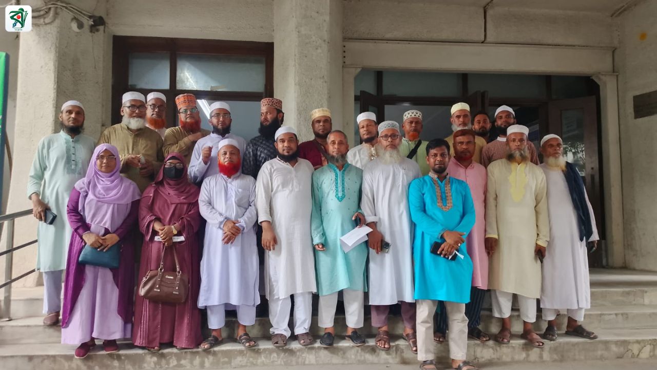 ৬৪ জেলায় মানববন্ধন, ইবতেদায়ী মাদ্রাসা জাতীয়করণের দাবি জোরালো