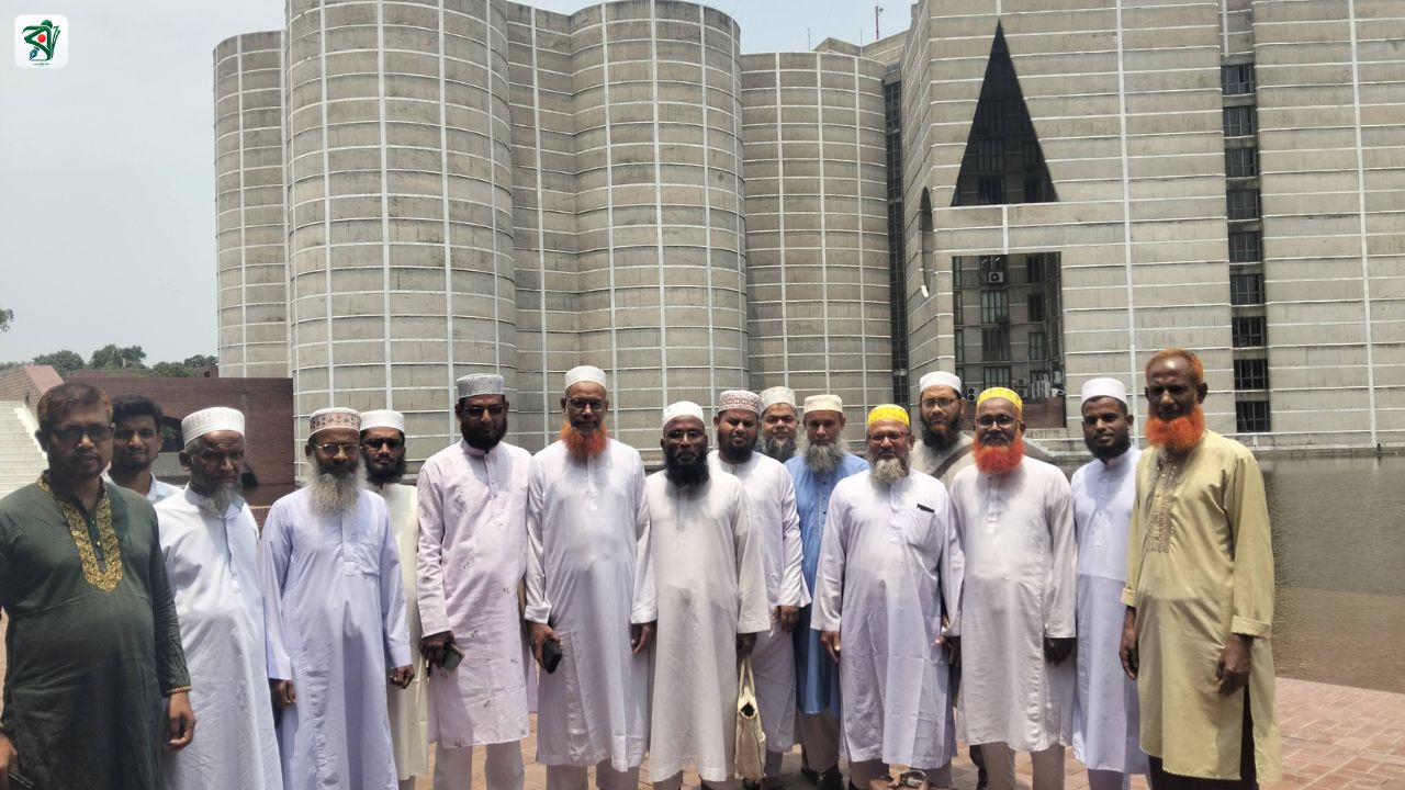 নুরুল ইসলাম মণির সঙ্গে ইবতেদায়ী মাদ্রাসা নিয়ে বৈঠক, বিস্তারিত আসছে